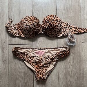 Victoria’s Secret push up swim suit S